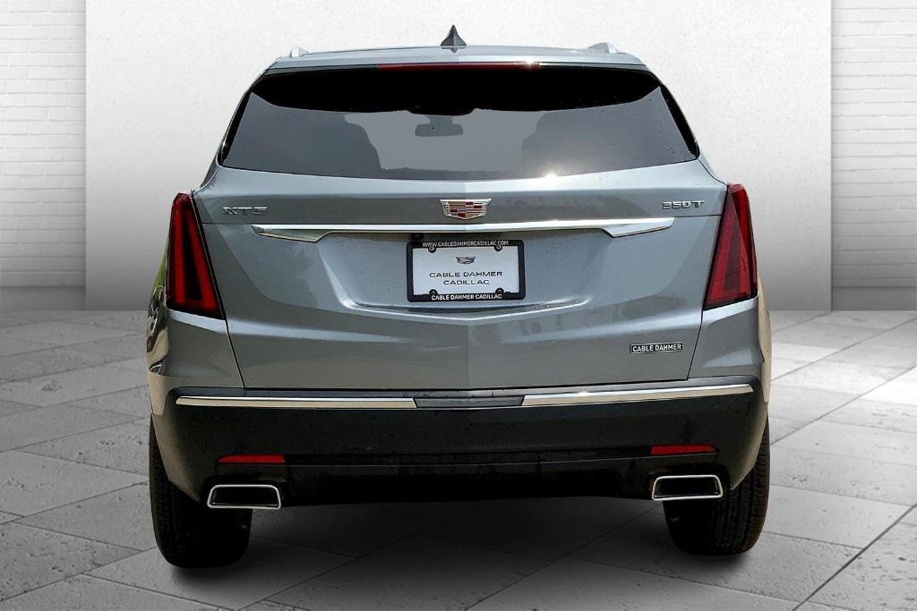 new 2025 Cadillac XT5 car, priced at $38,690