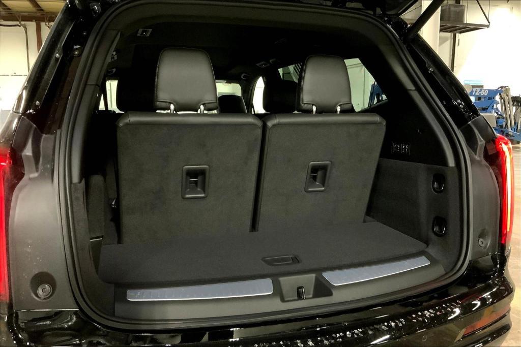 new 2025 Cadillac XT6 car, priced at $63,365