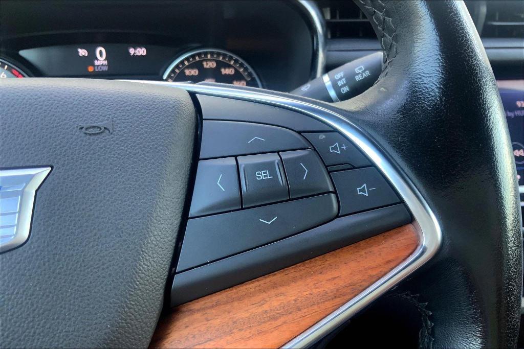 used 2022 Cadillac XT5 car, priced at $26,451