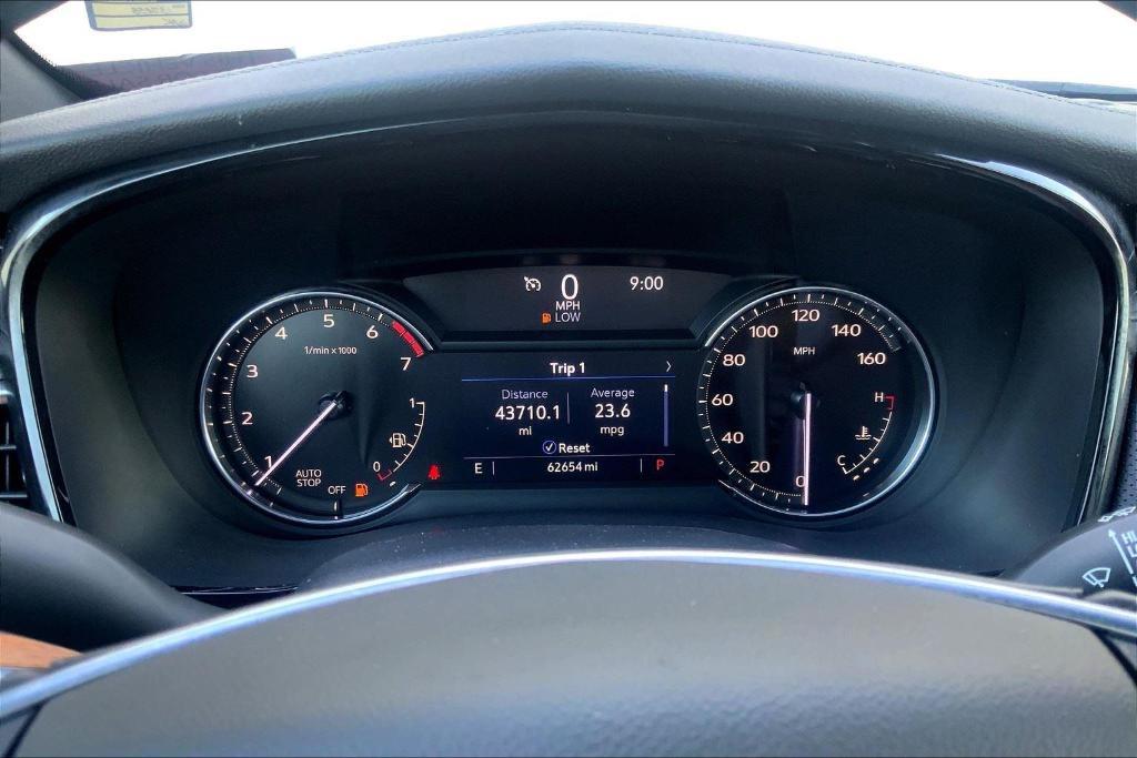 used 2022 Cadillac XT5 car, priced at $26,451