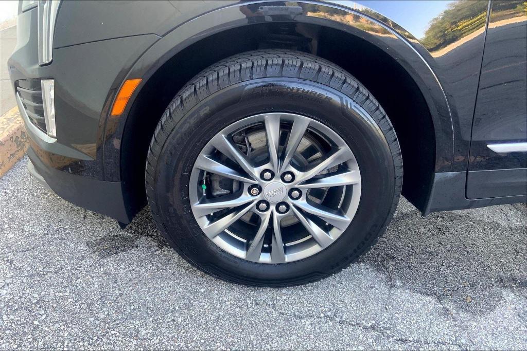 used 2022 Cadillac XT5 car, priced at $26,451