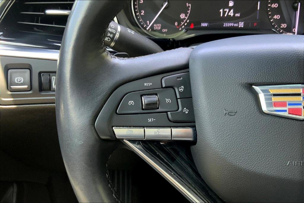 used 2023 Cadillac XT6 car, priced at $40,210