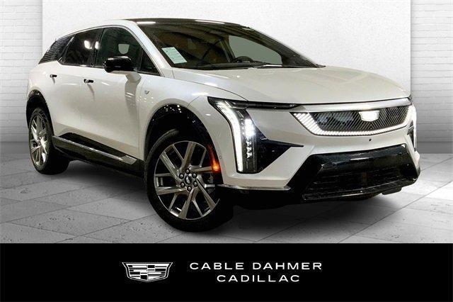 new 2025 Cadillac OPTIQ car, priced at $55,914