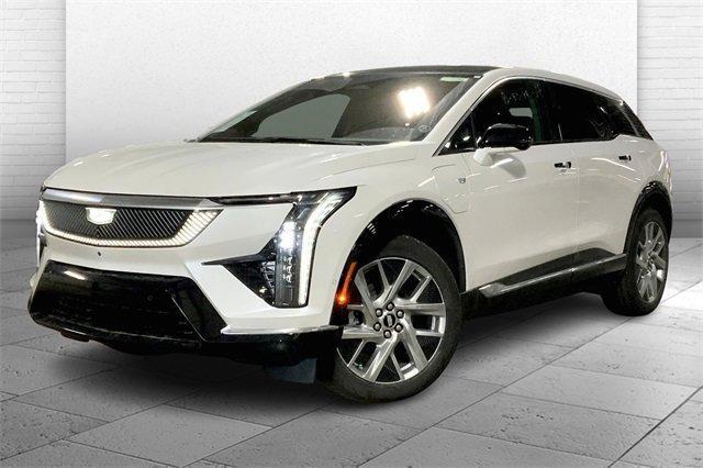 new 2025 Cadillac OPTIQ car, priced at $55,914