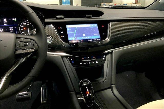 new 2025 Cadillac XT6 car, priced at $65,815