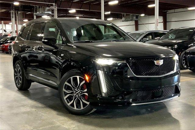 new 2025 Cadillac XT6 car, priced at $65,815