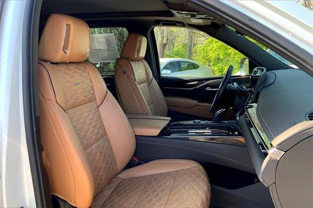 used 2023 Cadillac Escalade ESV car, priced at $71,000