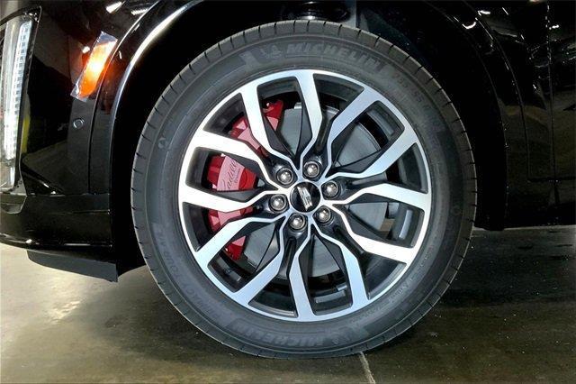new 2025 Cadillac XT6 car, priced at $65,815