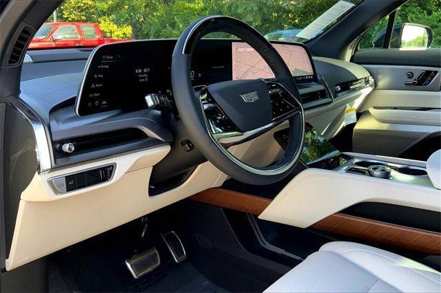 new 2026 Cadillac VISTIQ car, priced at $80,215