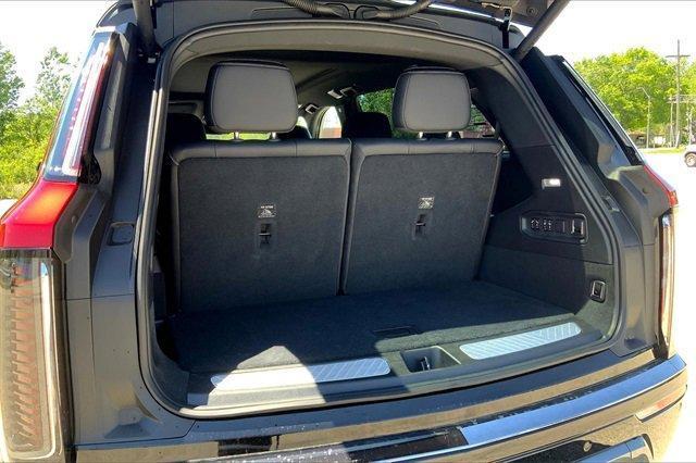 new 2026 Cadillac VISTIQ car, priced at $82,215
