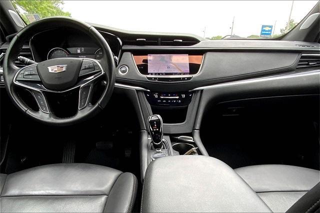 used 2022 Cadillac XT5 car, priced at $35,000