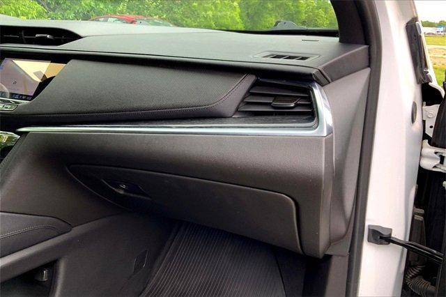 used 2022 Cadillac XT5 car, priced at $33,697
