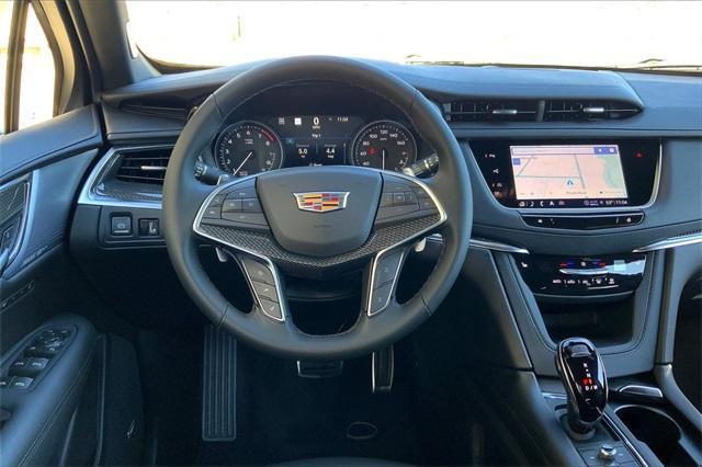 new 2025 Cadillac XT5 car, priced at $62,365