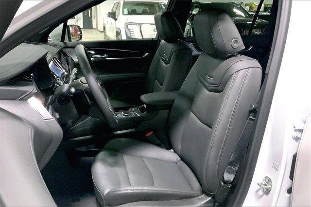 new 2025 Cadillac XT6 car, priced at $56,715