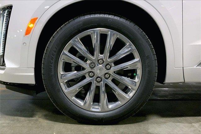 new 2025 Cadillac XT6 car, priced at $56,715