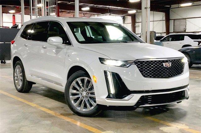 new 2025 Cadillac XT6 car, priced at $56,715