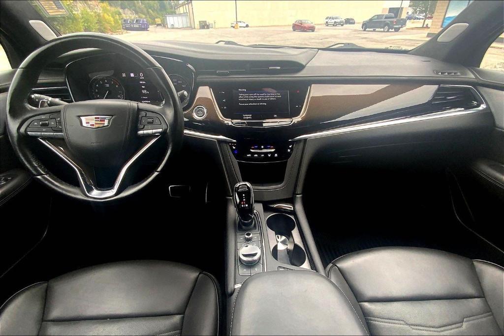 used 2024 Cadillac XT6 car, priced at $42,894