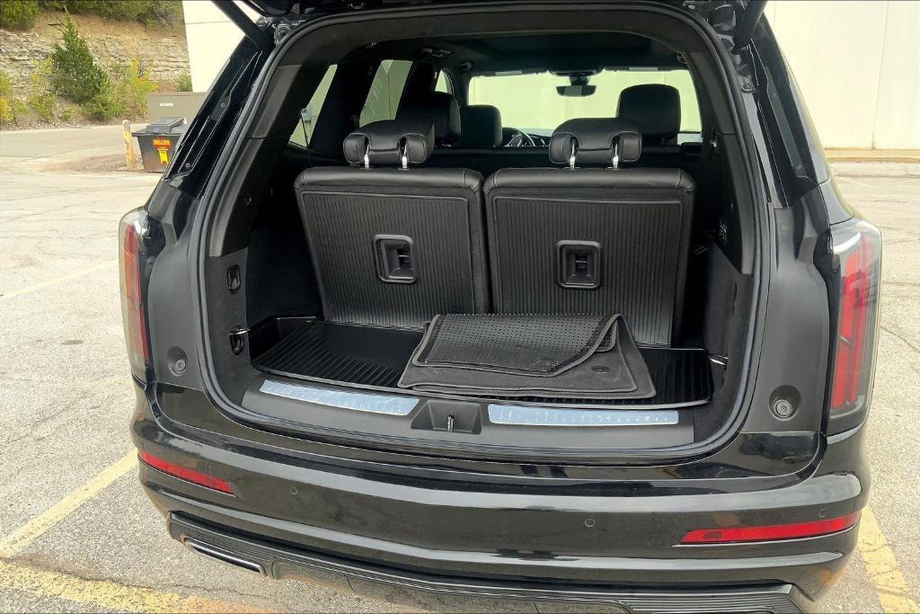 used 2024 Cadillac XT6 car, priced at $42,894
