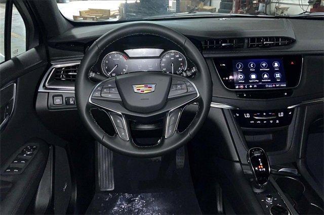 new 2025 Cadillac XT5 car, priced at $46,015