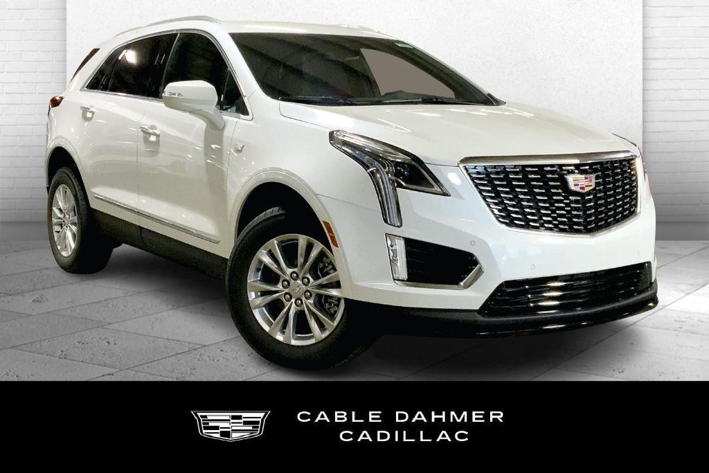 new 2025 Cadillac XT5 car, priced at $44,015