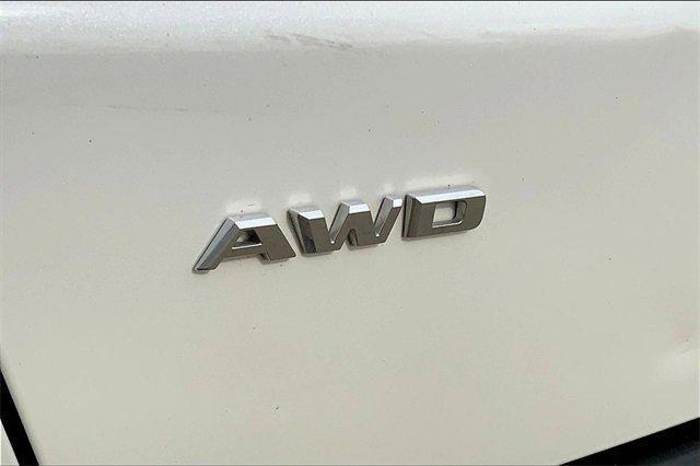 used 2022 Cadillac XT5 car, priced at $36,979