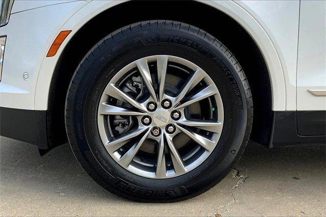 used 2022 Cadillac XT5 car, priced at $36,979
