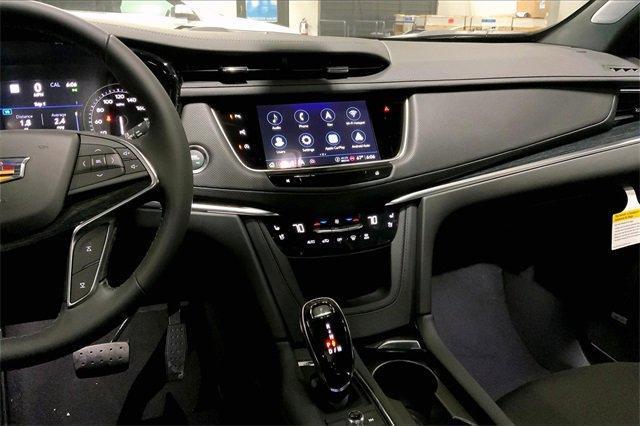new 2025 Cadillac XT5 car, priced at $59,789