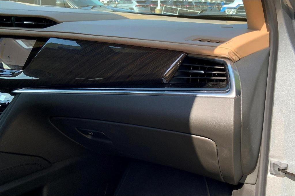 used 2024 Cadillac XT6 car, priced at $53,491