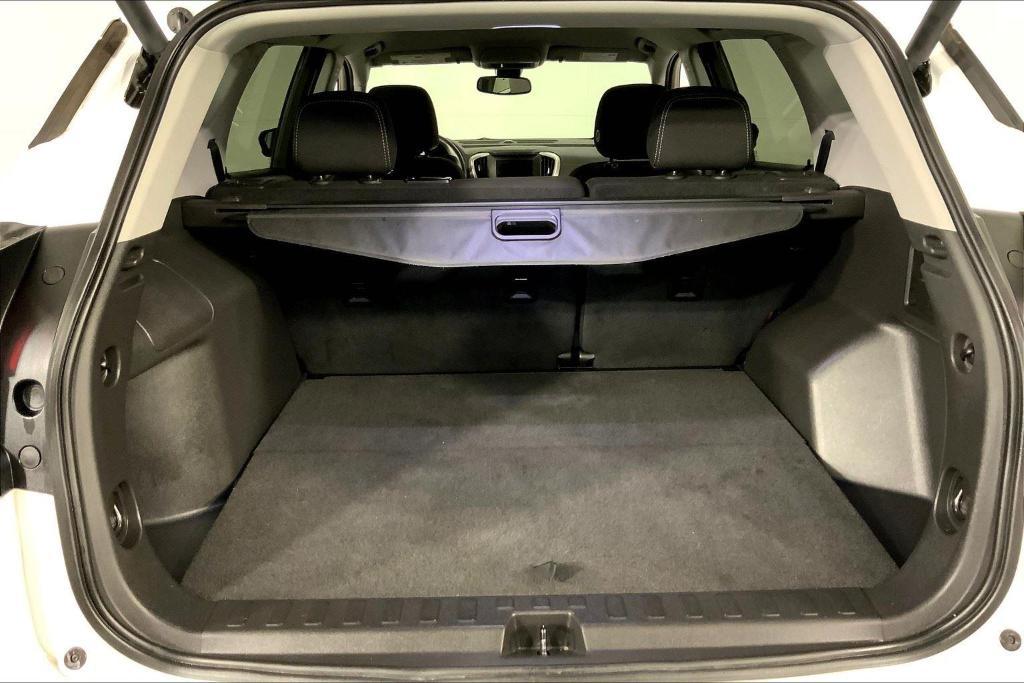 used 2023 GMC Terrain car, priced at $20,124