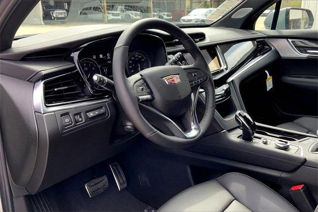 new 2025 Cadillac XT6 car, priced at $65,190