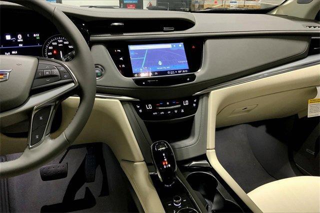 new 2025 Cadillac XT5 car, priced at $59,965