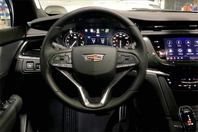 new 2025 Cadillac XT6 car, priced at $65,815