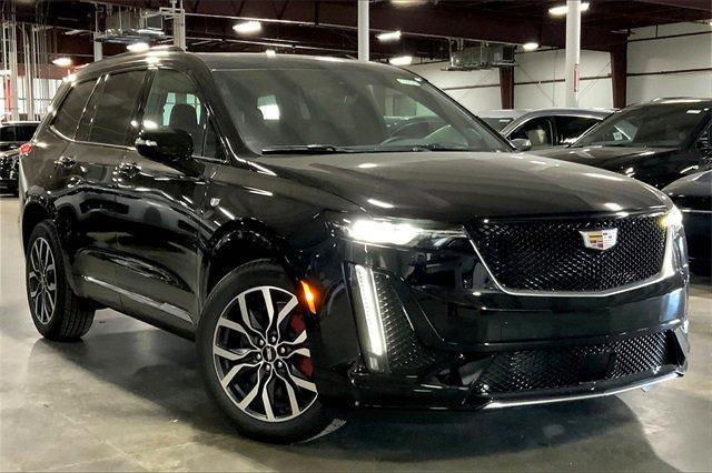 new 2025 Cadillac XT6 car, priced at $65,815