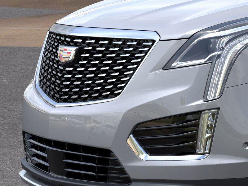 new 2025 Cadillac XT5 car, priced at $57,665