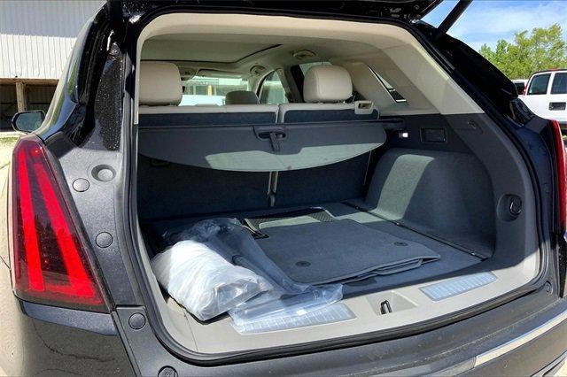new 2025 Cadillac XT5 car, priced at $59,789