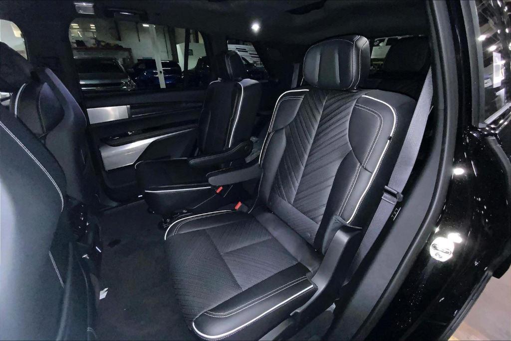 new 2026 Cadillac VISTIQ car, priced at $98,815