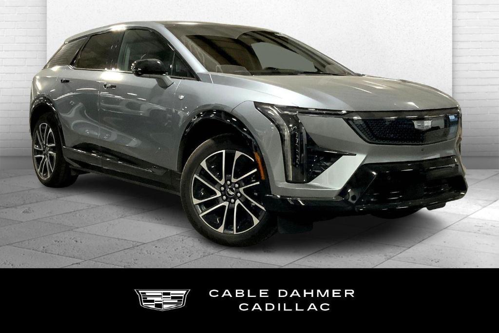 new 2025 Cadillac OPTIQ car, priced at $55,914