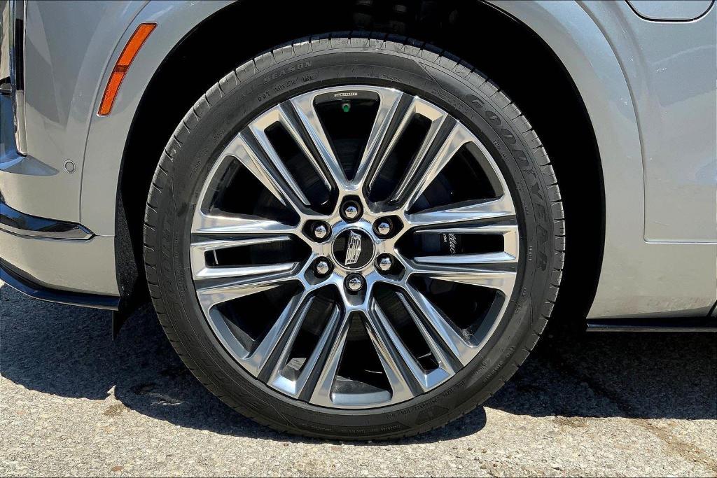 new 2026 Cadillac VISTIQ car, priced at $98,190