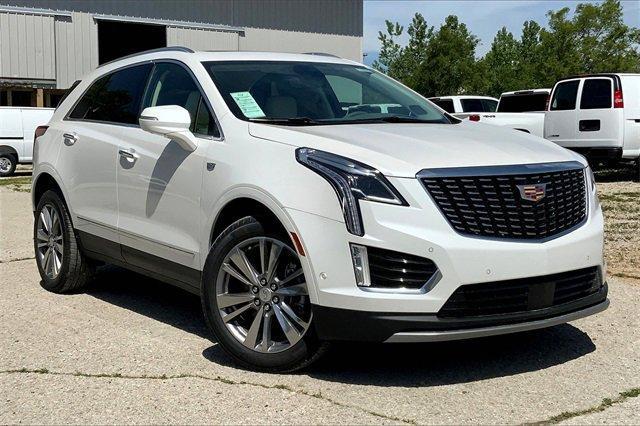 new 2025 Cadillac XT5 car, priced at $60,389