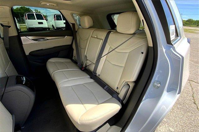 new 2025 Cadillac XT5 car, priced at $60,389