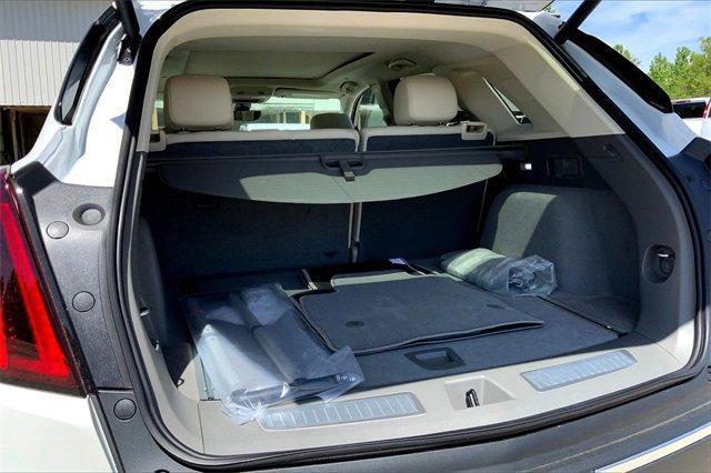 new 2025 Cadillac XT5 car, priced at $60,389