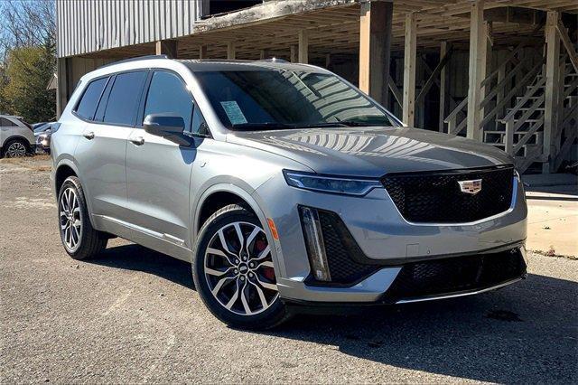 new 2025 Cadillac XT6 car, priced at $72,690
