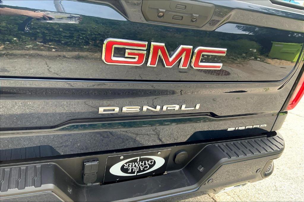 used 2021 GMC Sierra 1500 car, priced at $47,123