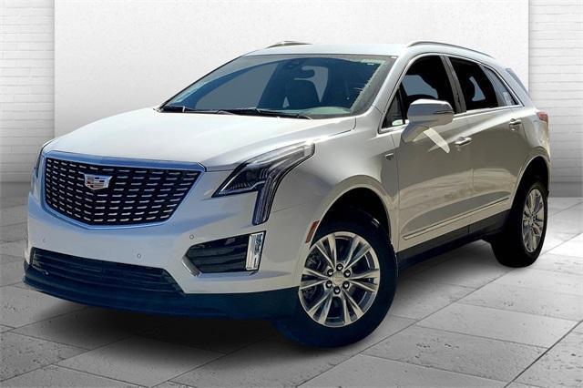 new 2025 Cadillac XT5 car, priced at $45,915