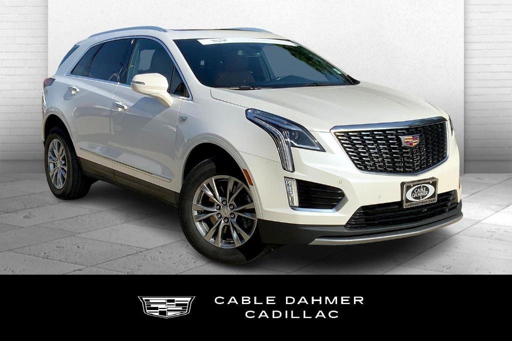 used 2022 Cadillac XT5 car, priced at $28,879