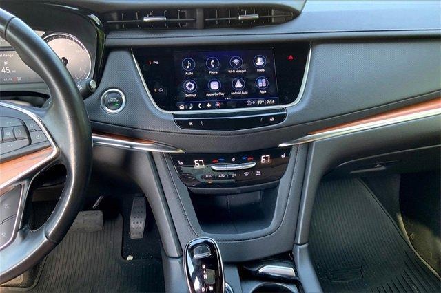 used 2022 Cadillac XT5 car, priced at $27,458