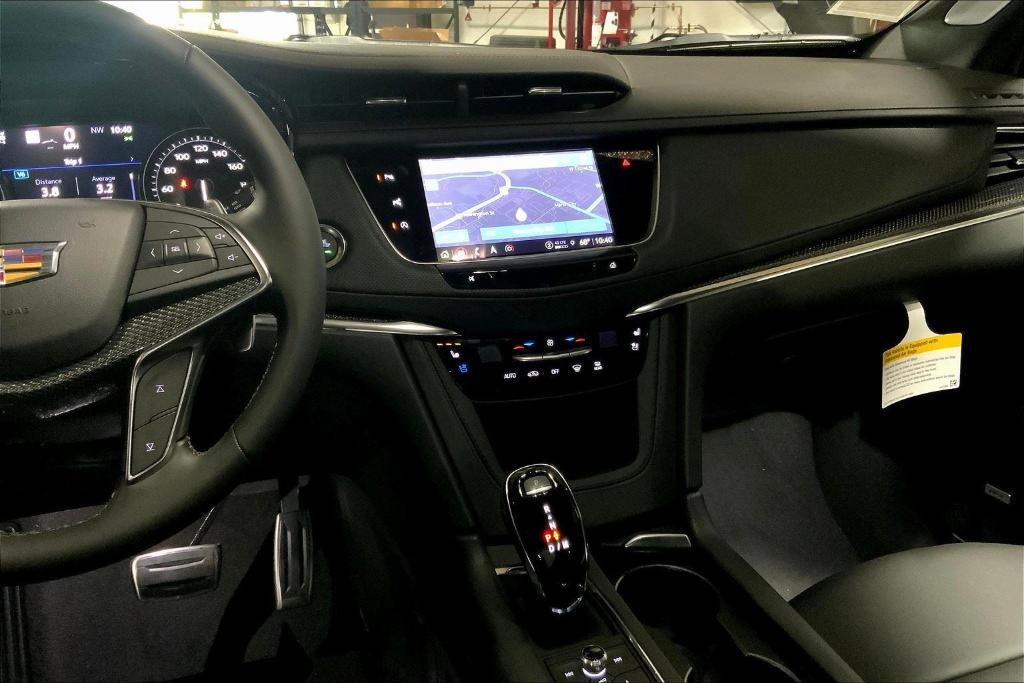 new 2025 Cadillac XT5 car, priced at $63,690