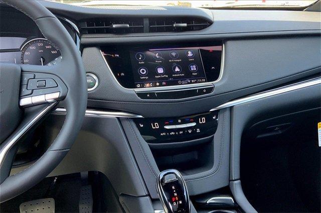 new 2025 Cadillac XT6 car, priced at $50,940