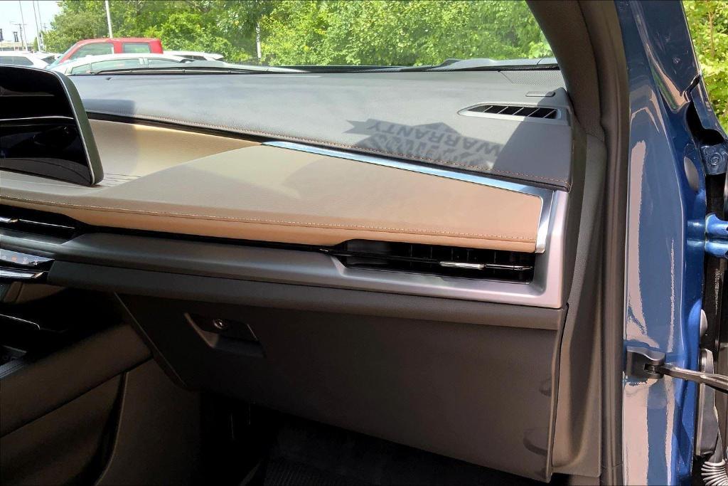 used 2025 Cadillac XT4 car, priced at $43,953