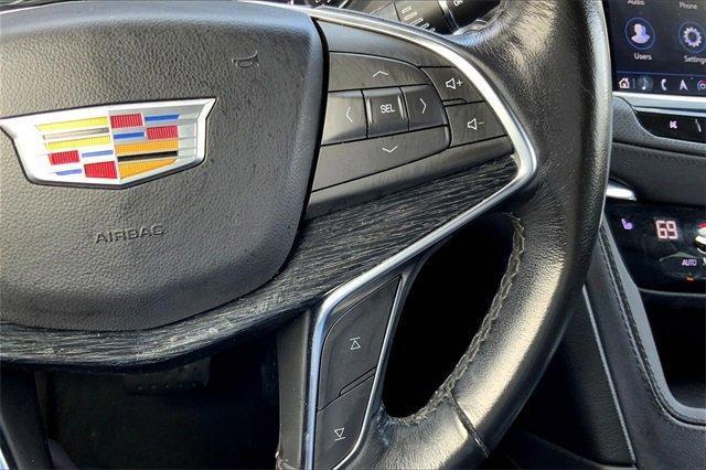 used 2023 Cadillac XT5 car, priced at $33,984